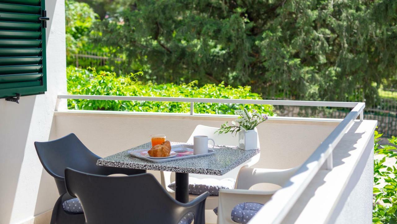 Apartman Pjero 3+2 Макарска Экстерьер фото
